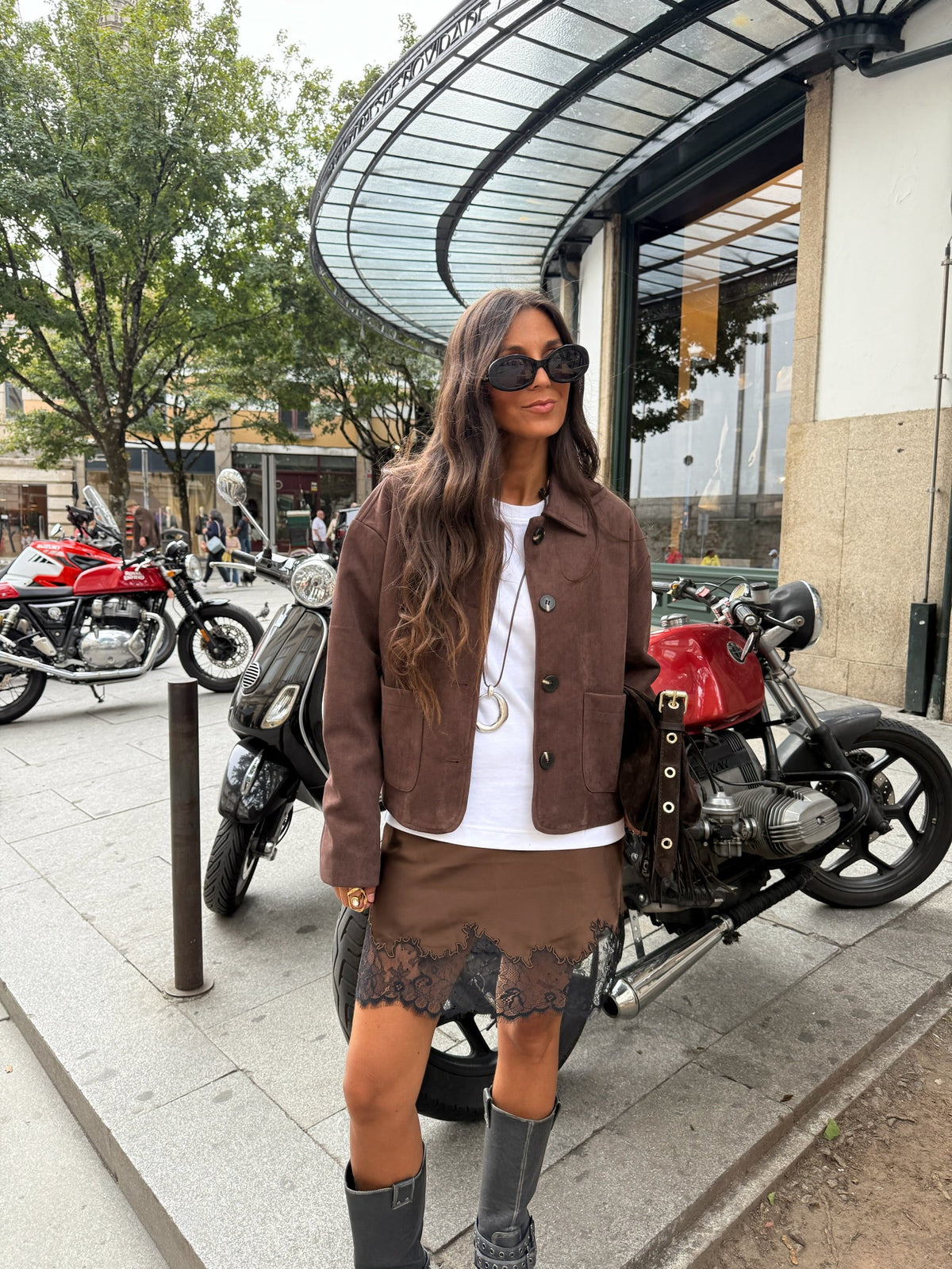 Chaqueta de Efecto Ante Chocolate Oscuro