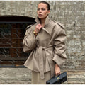 Gabardina Cruzada Corta para Mujer | Chaquetón de Entretiempo con Cordón