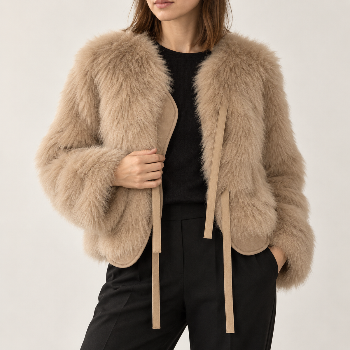 Abrigo de Pelo Sintético Corto para Mujer | Chaquetón Efecto Zorro con Cordón