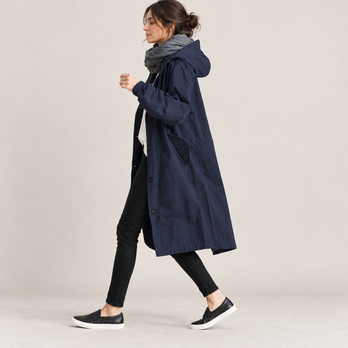 Parka Larga con Capucha | Abrigo Amplio de Entretiempo