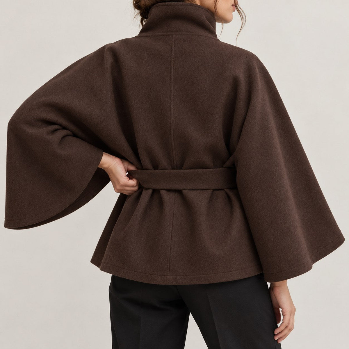Abrigo Capa para Mujer | Capa de Paño con Cuello Alto y Cinturón