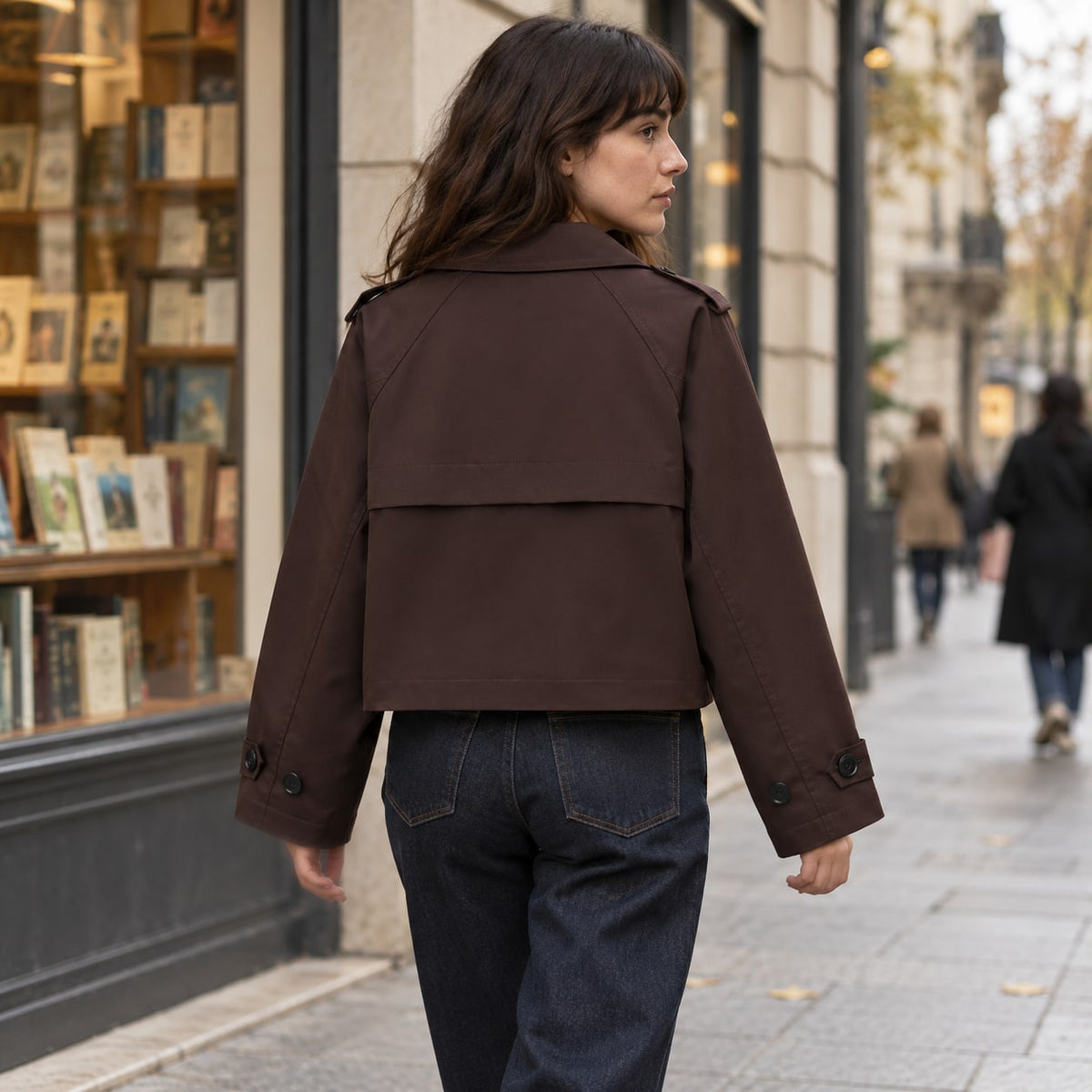 Gabardina Corta Cruzada | Corte Amplio y Manga Larga