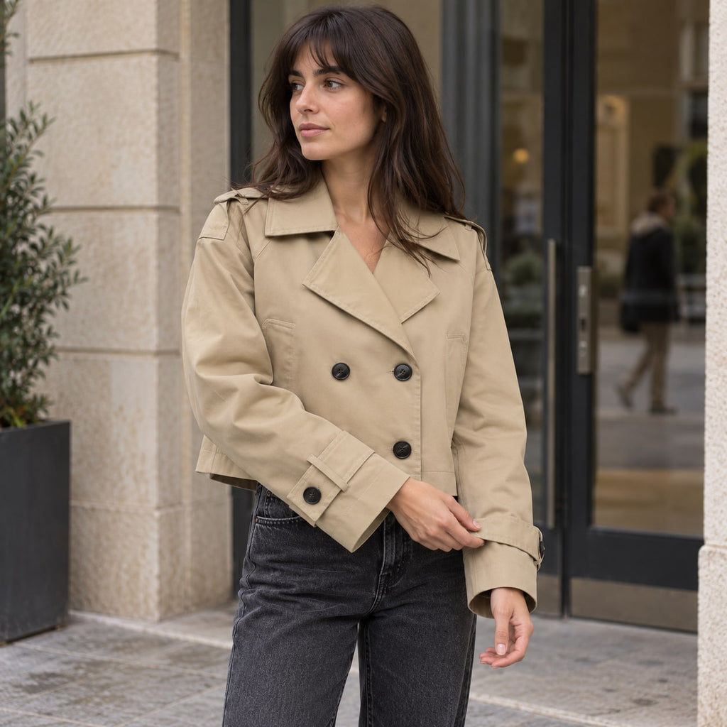 Gabardina Corta Cruzada | Corte Amplio y Manga Larga