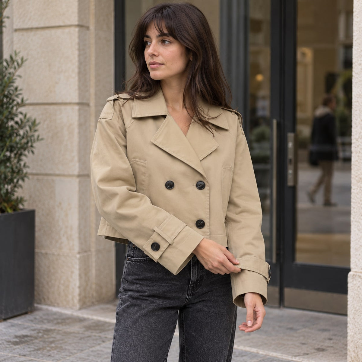 Gabardina Corta Cruzada | Corte Amplio y Manga Larga