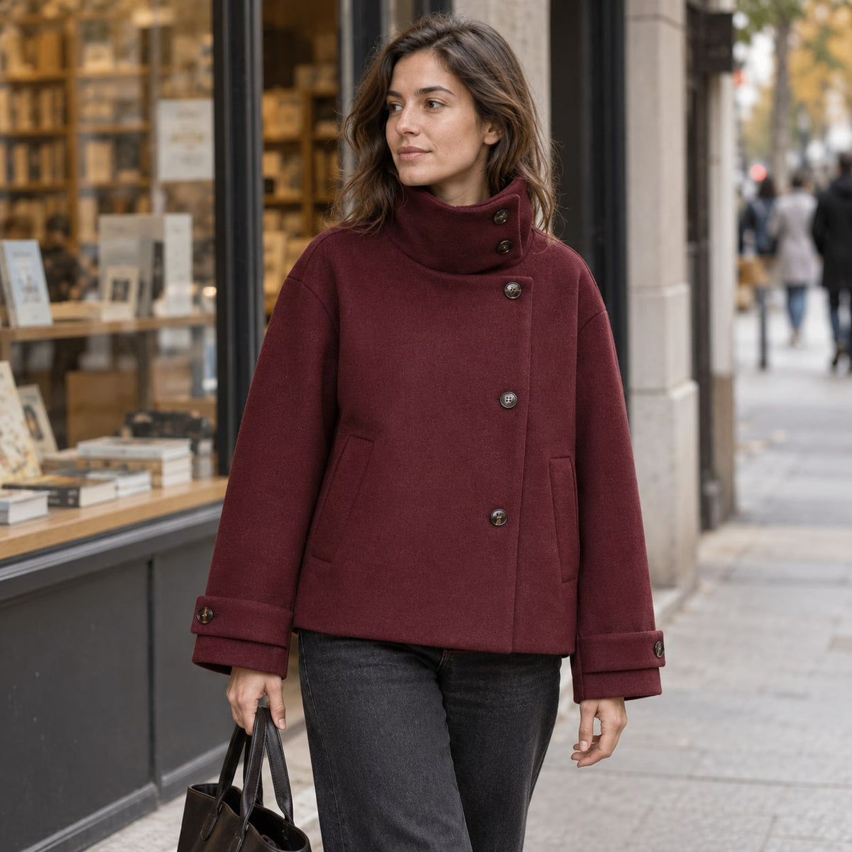 Abrigo Corto de Cuello Alto para Mujer | Chaquetón Efecto Paño con Botones Asimétricos