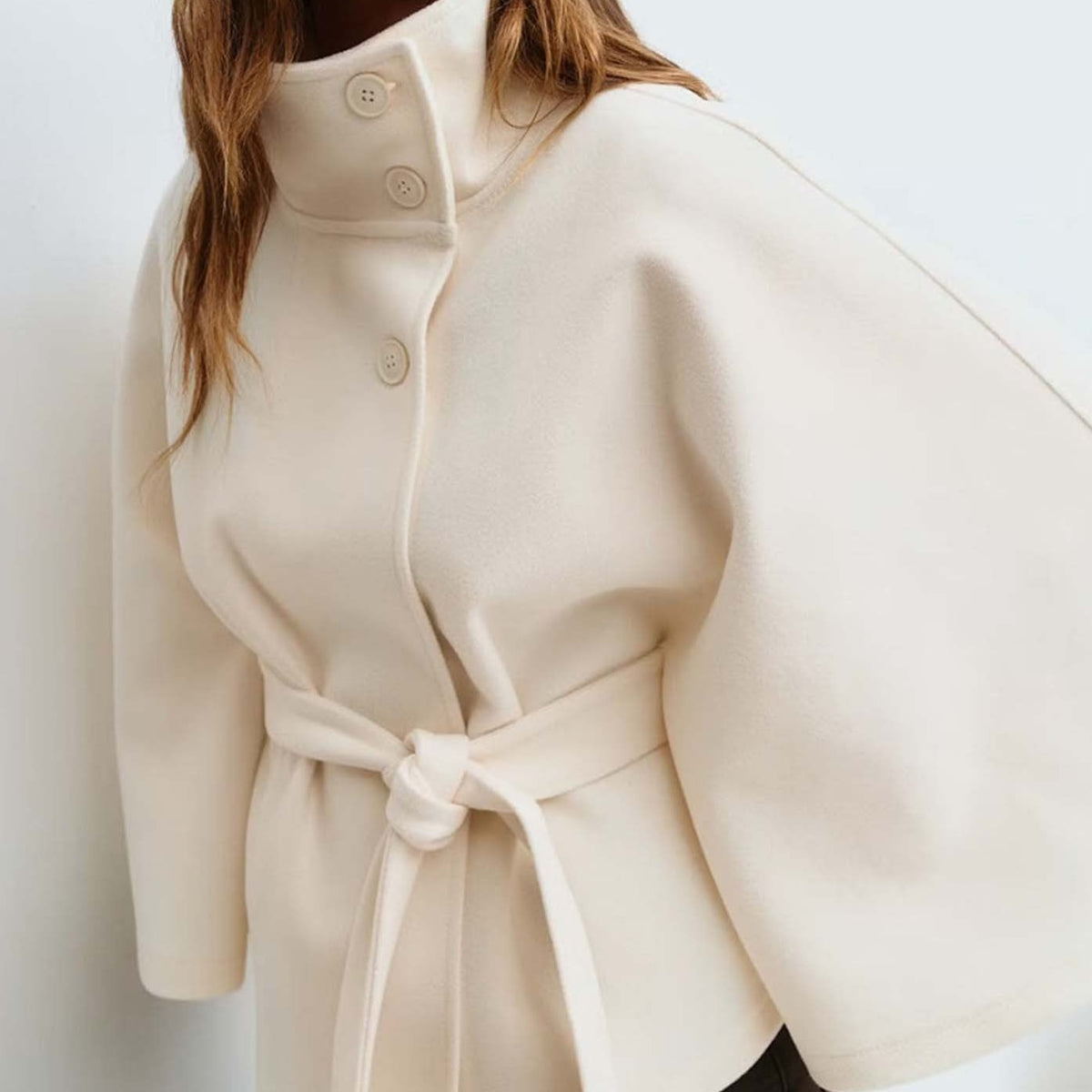 Abrigo Capa para Mujer | Capa de Paño con Cuello Alto y Cinturón
